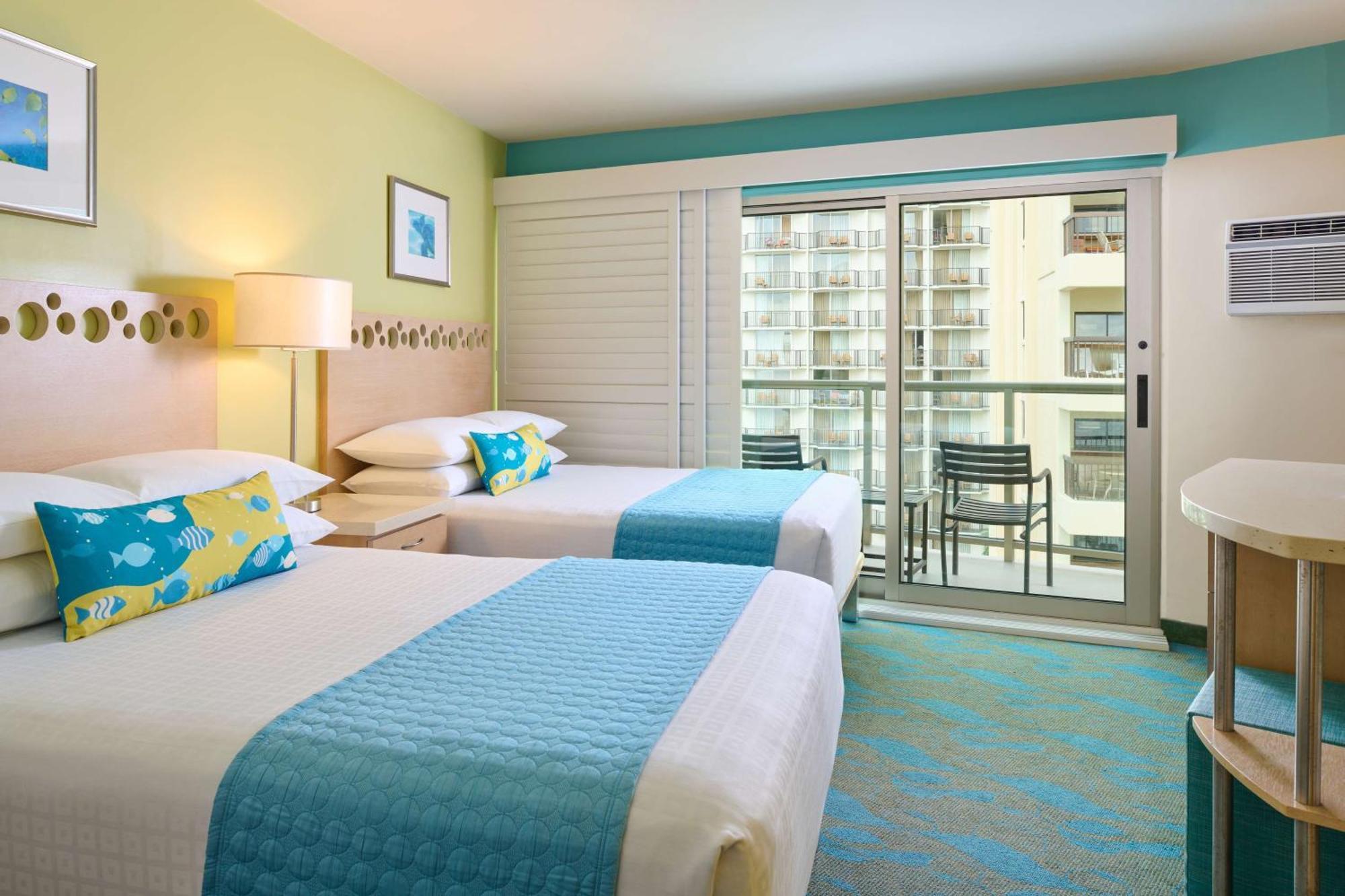 Aston Waikiki Circle Hotel 3*
